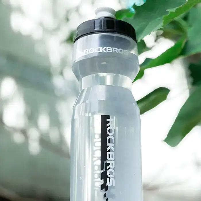 Bouteille d'eau de vélo en plastique