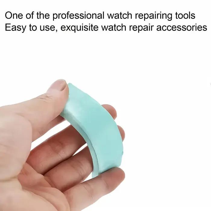 Pâte de nettoyage pour mouvements de montre
