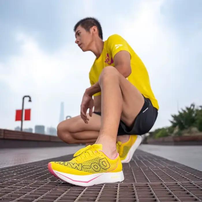 Nouvelles chaussures de course à semelle en carbone unisexe