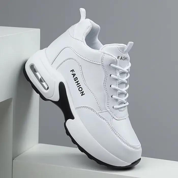 Chaussures de course à coussin de 8cm pour femmes imperméables et respirantes pour automne et hiver, pour des courses en terrain dur et tenue élégante