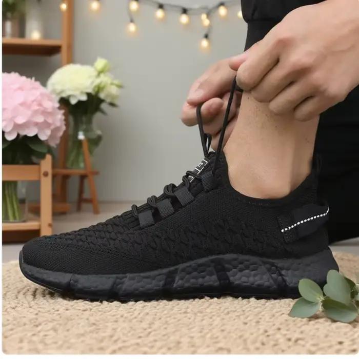 Women Running Shoes 2025 New Fashion Lightweight Sneakers for Women Soft Sole Breathable Cushioning Tennis Sports Shoes Female