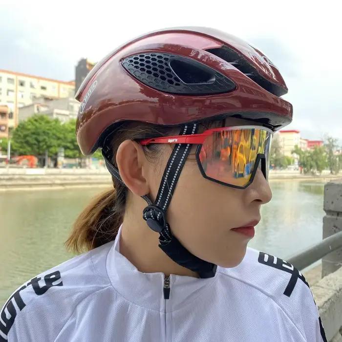 Casque de Vélo Ultra Léger pour Course de Contre-la-Montre et Sorties en Montagne et Route Universel pour Hommes et Femmes Occasions de Cyclisme
