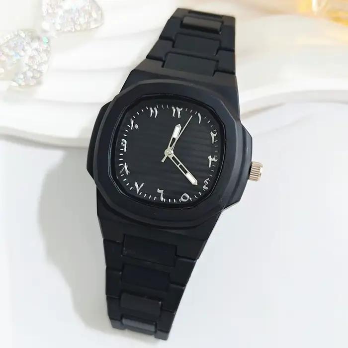Montre carrée pour homme style décontracté et élégant avec affichage numérique quartz pour tous les jours et occasions spéciales