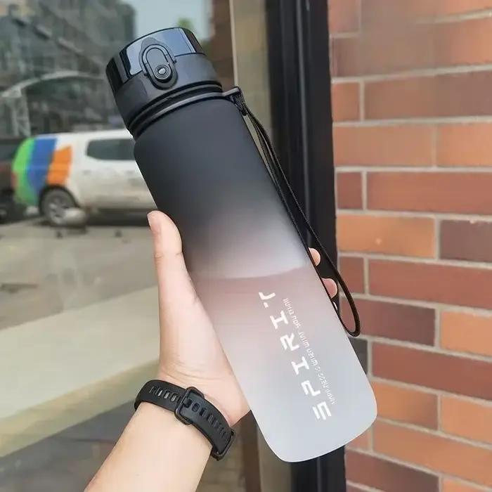 Bouteille d'eau de sport de grande capacité, carafes de fitness, tasse en plastique colorée, voyage