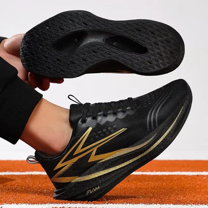 Chaussures de course spécialisées marathon pour hommes, respirantes, légères, avec plaque en carbone