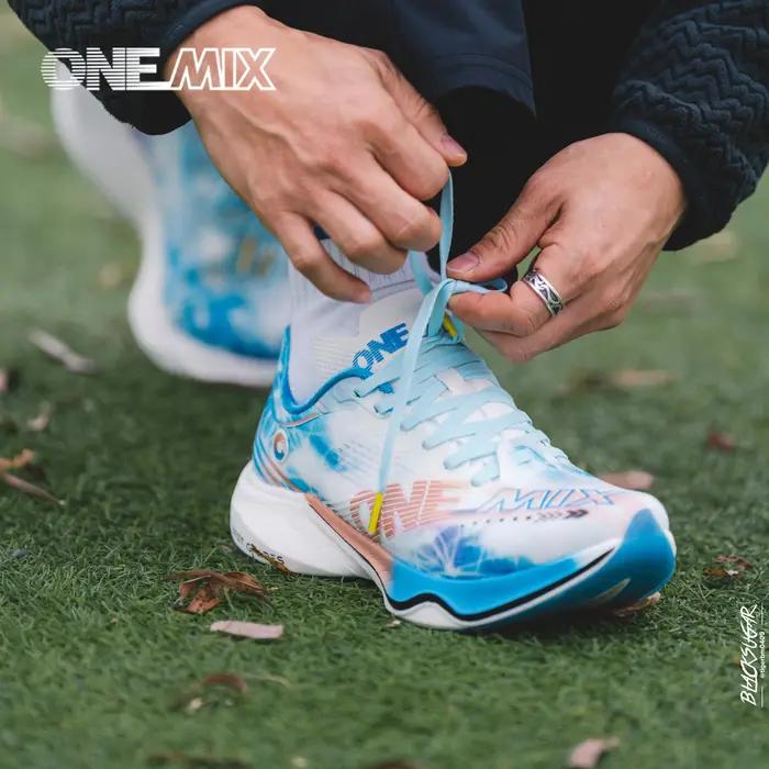 Chaussures de course ONEMIX Marathon en nylon et carbone