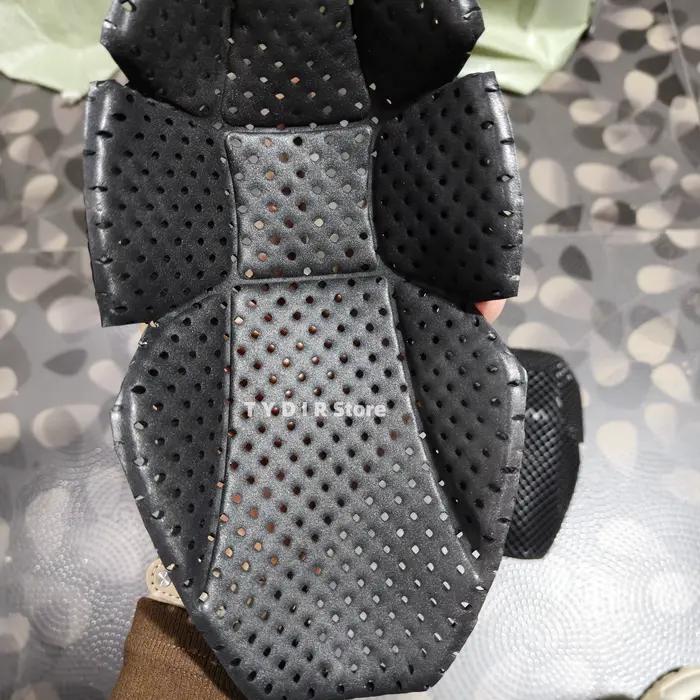 Genouillères de protection intérieures rembourrées en maille EVA