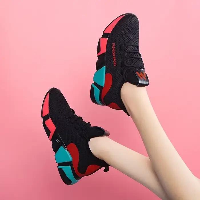Chaussures de sport vulcanisées respirantes en maille pour femme 2026 – Baskets chaussettes en tissu pour fitness en extérieur