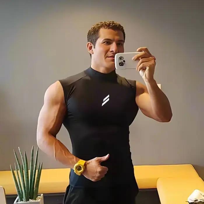 Chemise de Compression d'été pour hommes, débardeur de gymnastique, vêtements de Fitness musculaire, col roulé, t-shirt de Sport sans manches, gilet de musculation et de course