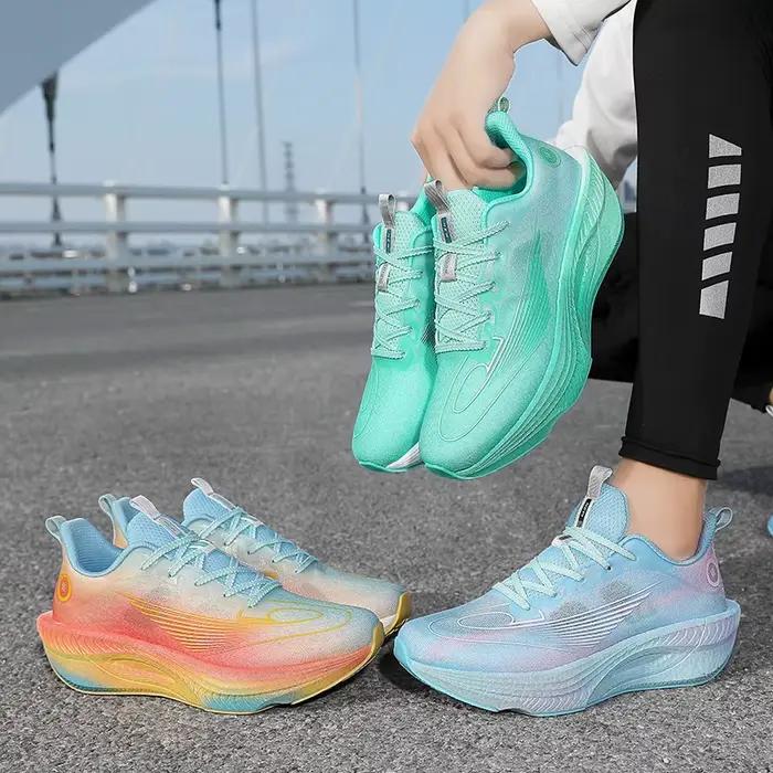 Chaussures de course légères pour hommes