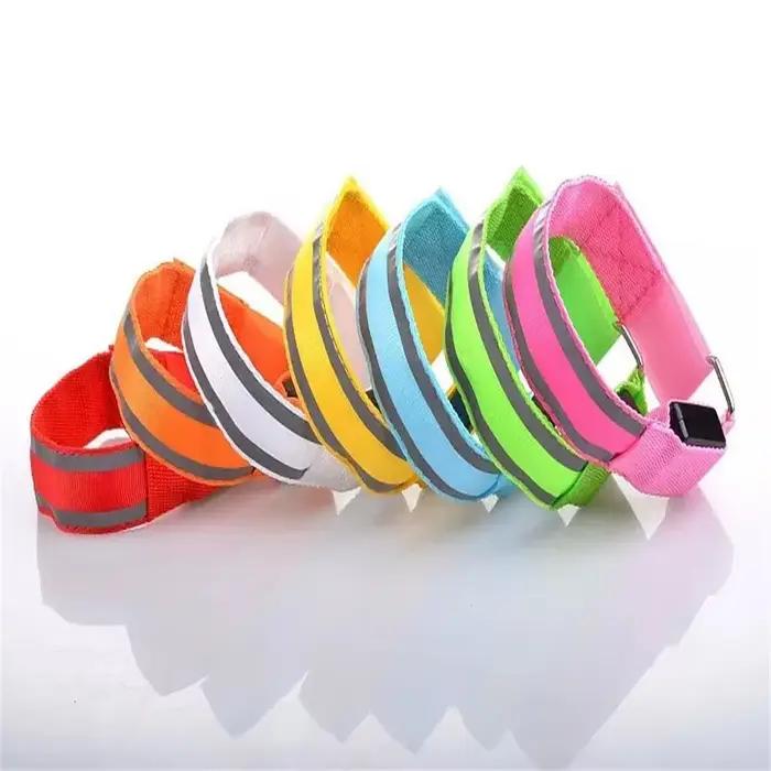Bande lumineuse LED réfléchissante, nouveau bras, ceinture de sécurité pour la course de nuit, le cyclisme, la course à pied, lumière LED, livraison directe