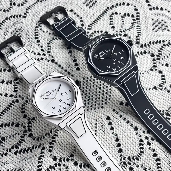 Schizche moderne 2D Montres de bande dessinée blanche