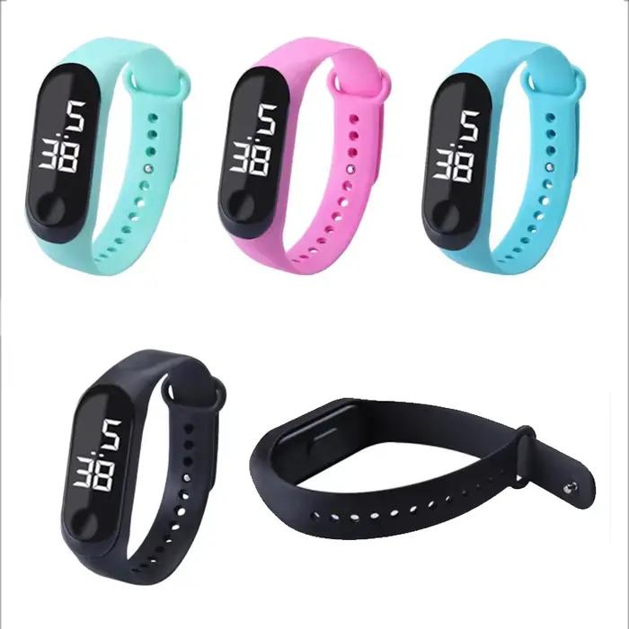 Montres de sport électroniques pour filles