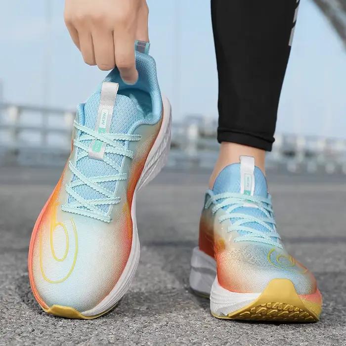 Chaussures de course légères pour hommes