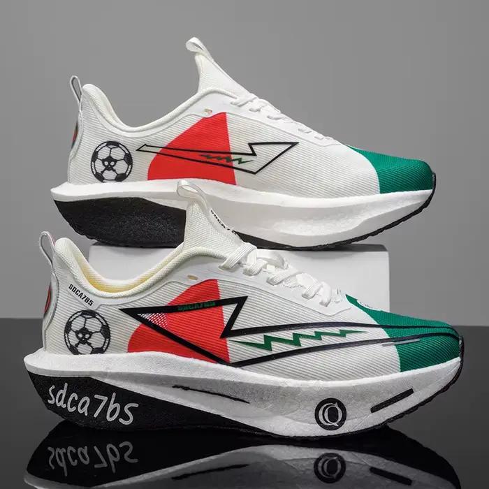 Chaussures de course avec plaque en carbone